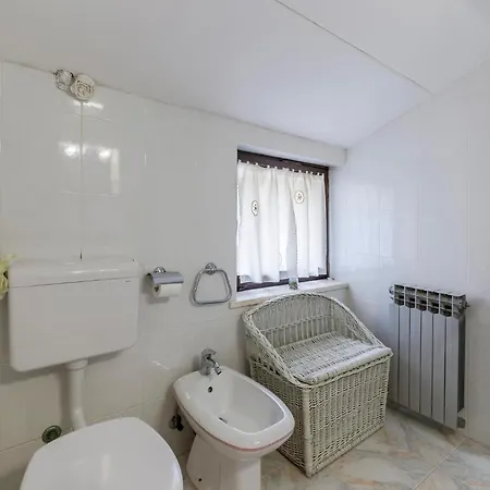 2 Bedroom Amazing In Pazin